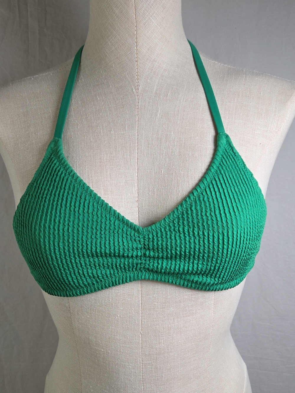 Aerie Real Good Green Ribbed Bikini Swim Top Size Medium EUC